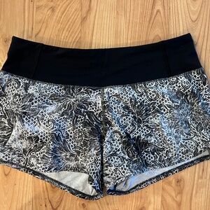 Lululemon Run Times II size 6